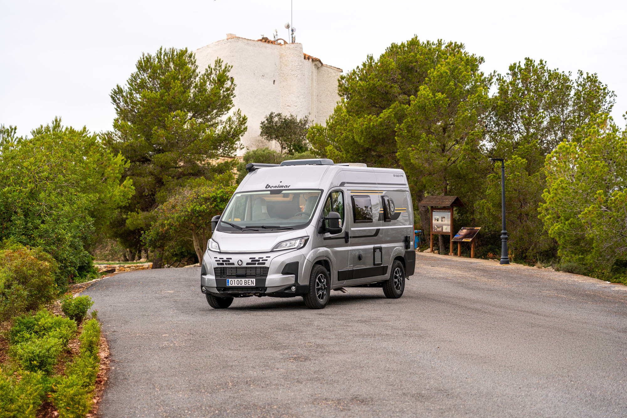 Benimar B100