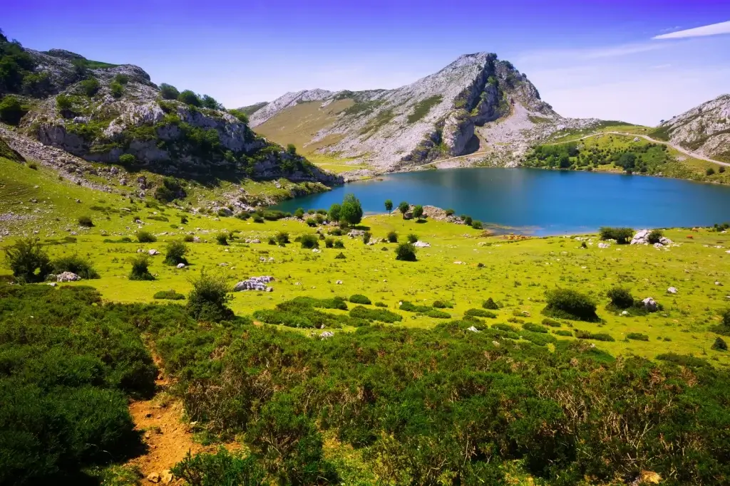 Picos de Europa Autocaravanas - Las 15 mejores Rutas en Autocaravana por España – Benimar